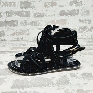 NEW Bettye Black Suede Gladiator Tie Up Comfort Strappy Flat Sandals A301